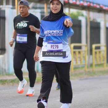 Runner Photo 3461553