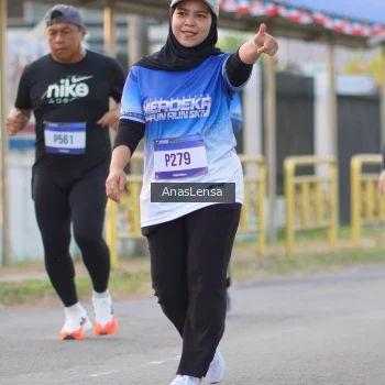 Runner Photo 3461554