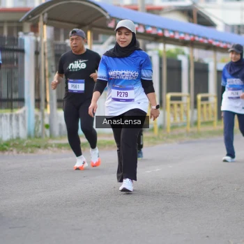 Runner Photo 3461555