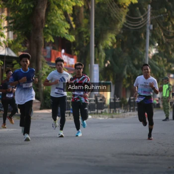 Runner Photo 3461570