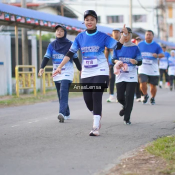 Runner Photo 3461573