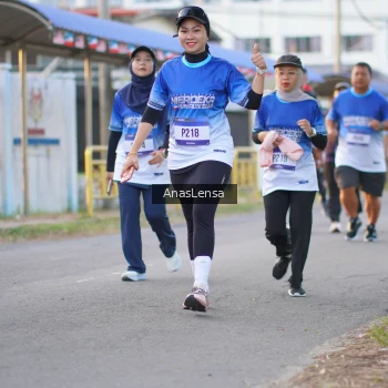 Runner Photo 3461589