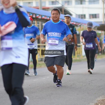 Runner Photo 3461599