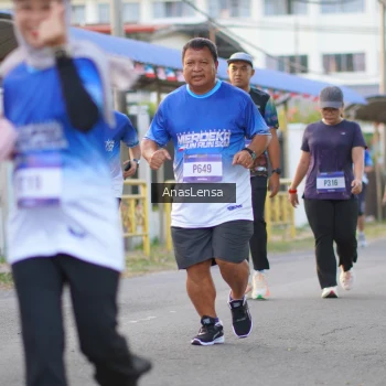 Runner Photo 3461614