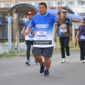 Runner Photo 3461615