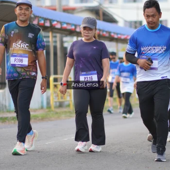 Runner Photo 3461633