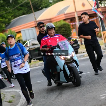 Runner Photo 3461639
