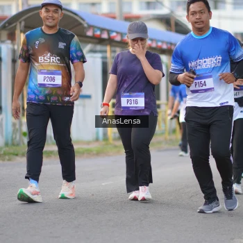 Runner Photo 3461645