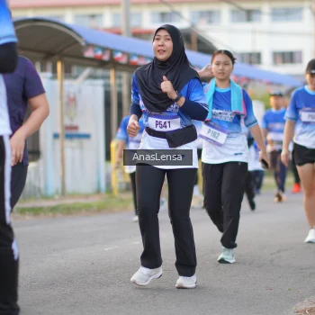 Runner Photo 3461660