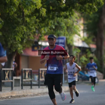 Runner Photo 3461700