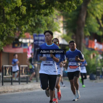 Runner Photo 3461736