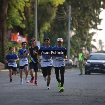 Runner Photo 3461757