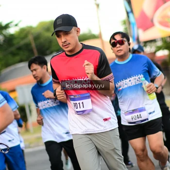 Runner Photo 3461758