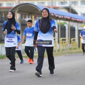 Runner Photo 3461768