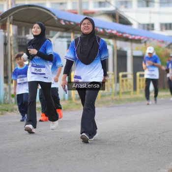 Runner Photo 3461771
