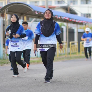Runner Photo 3461772