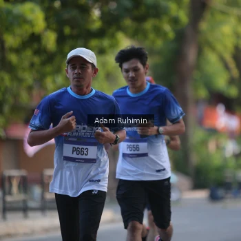 Runner Photo 3461775