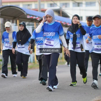 Runner Photo 3461817