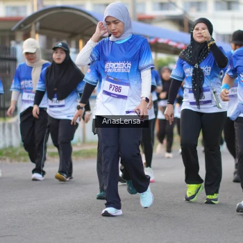 Runner Photo 3461821