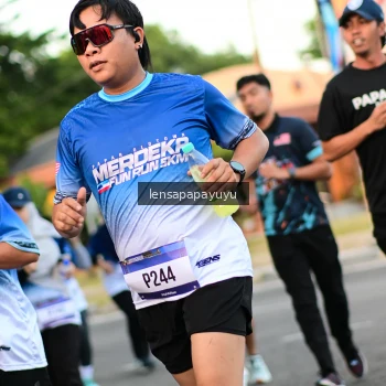 Runner Photo 3461826