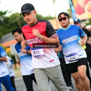 Runner Photo 3461842