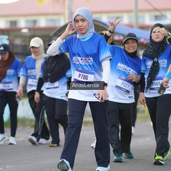 Runner Photo 3461843