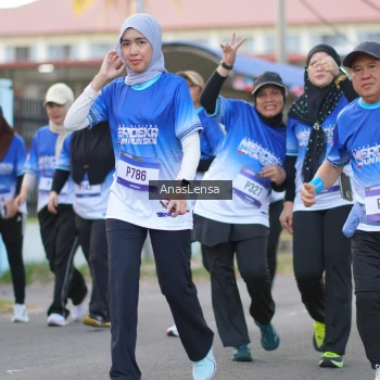 Runner Photo 3461846