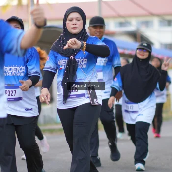 Runner Photo 3461870