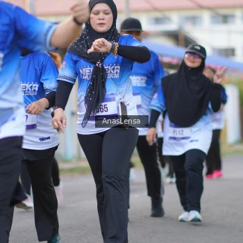 Runner Photo 3461871