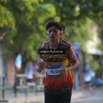 Runner Photo 3461875