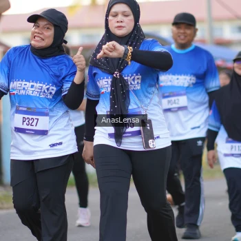 Runner Photo 3461886