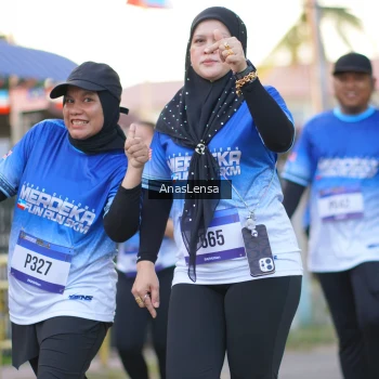 Runner Photo 3461910