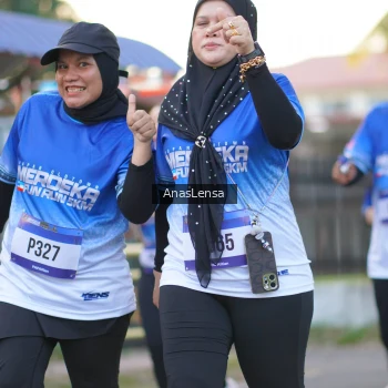 Runner Photo 3461916