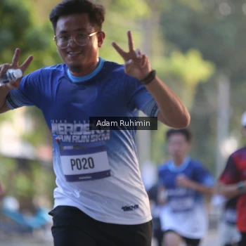 Runner Photo 3461945