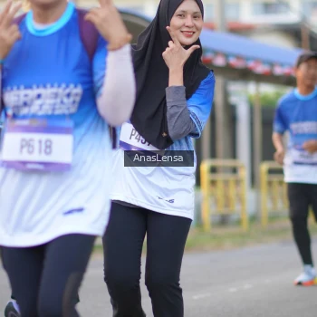 Runner Photo 3461993