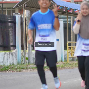Runner Photo 3462017