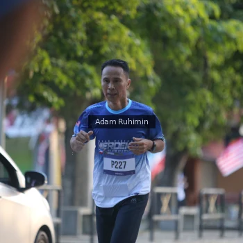 Runner Photo 3462024