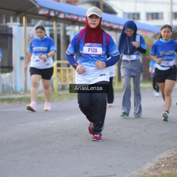 Runner Photo 3462076