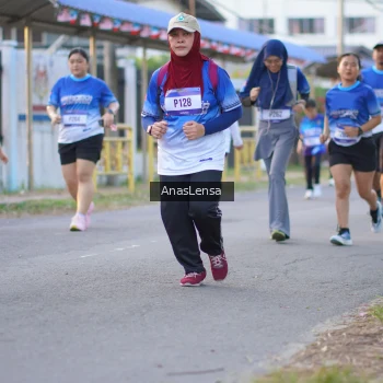 Runner Photo 3462081