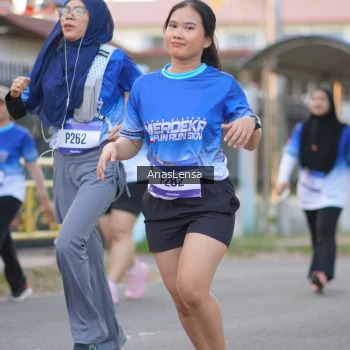 Runner Photo 3462137