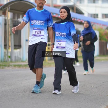 Runner Photo 3462140