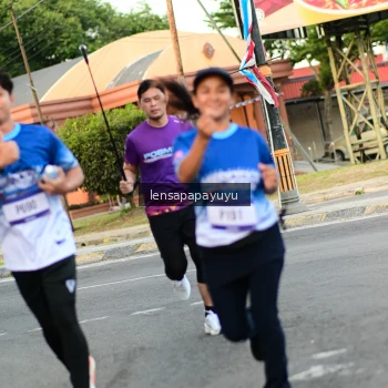 Runner Photo 3462152