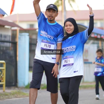 Runner Photo 3462165
