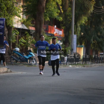 Runner Photo 3462189
