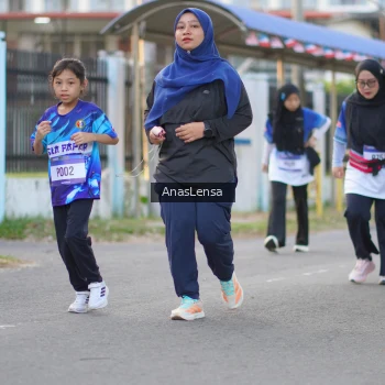 Runner Photo 3462190