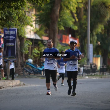 Runner Photo 3462196