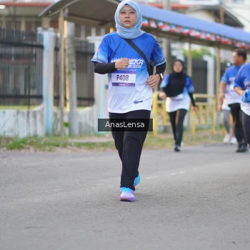 Runner Photo 3462295