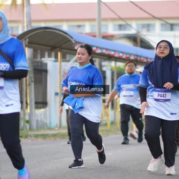 Runner Photo 3462325