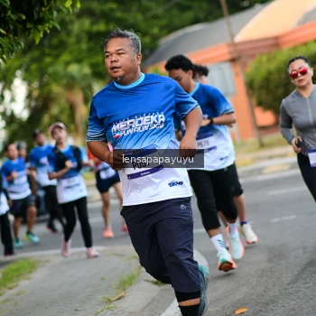 Runner Photo 3462334