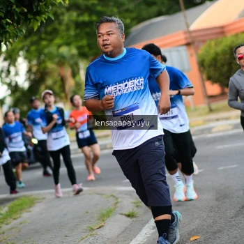 Runner Photo 3462339